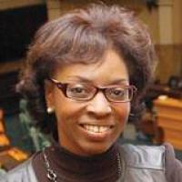 Rhonda Fields photo
