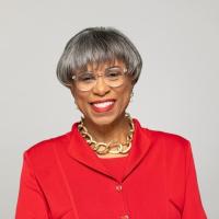 Brenda Lawrence photo